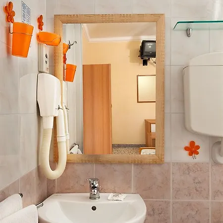 Hotel Grappoli *