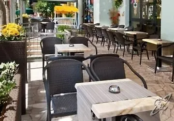 Hotell Grappoli